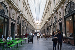 Vaulted ceilings in a shopping gallery