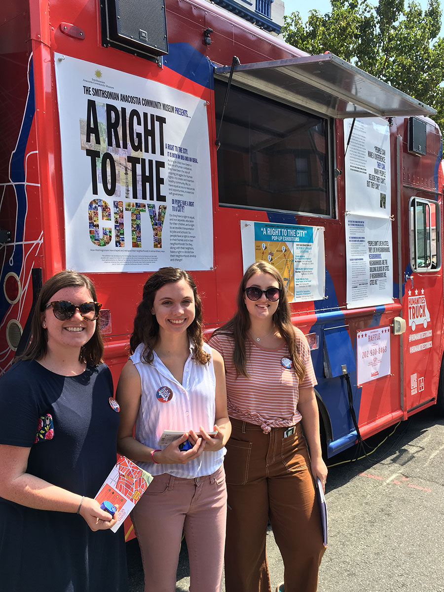 Student volunteers with Humanities Truck.