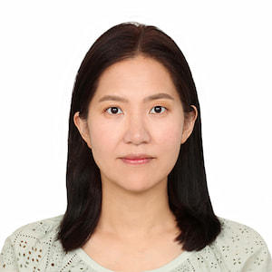 Photograph of Eunjin Cho